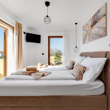 Villa Beautiful Rustica With Pool Vrana (Zadar)