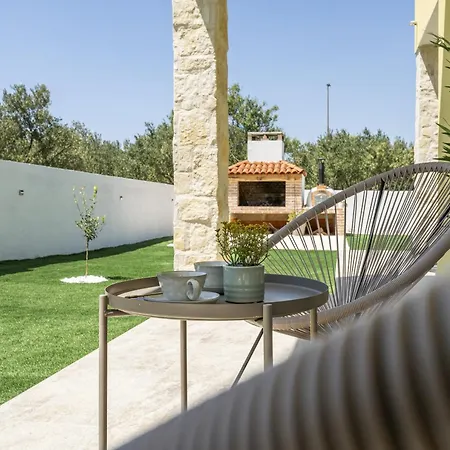 Beautiful Rustica With Pool Vrana (Zadar)