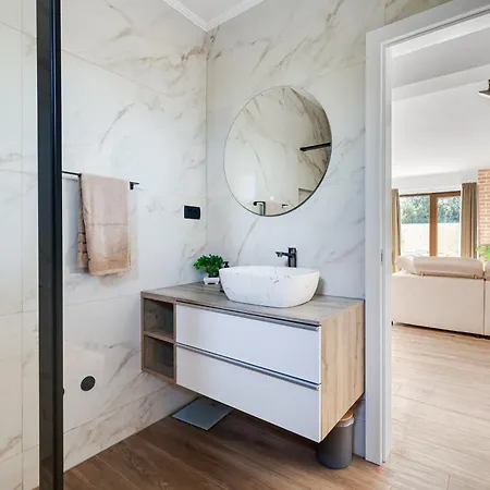 Beautiful Rustica With Pool فيلة Vrana (Zadar)